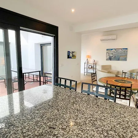 Dek001 Riverview Modern Townhouse In Centre Of Ay Holiday home Ayamonte