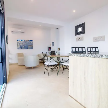 Holiday home Dek001 Riverview Modern Townhouse In Centre Of Ay Ayamonte