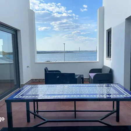 Dek001 Riverview Modern Townhouse In Centre Of Ay Holiday home Ayamonte