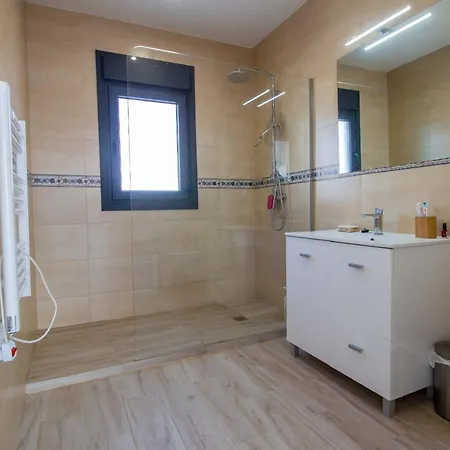 Holiday home Dek001 Riverview Modern Townhouse In Centre Of Ay *